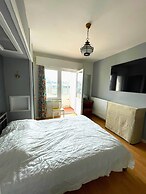 Apartment for 5 People With sea View
