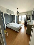 Apartment for 5 People With sea View