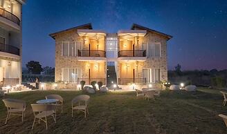 Delight The Lavish Loft Corbett