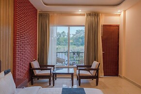 Delight The Lavish Loft Corbett
