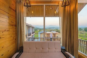 Delight The Lavish Loft Corbett
