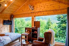 Kedra Village Getaway - Scenic Mountain Views