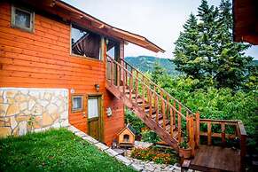 Kedra Village Getaway - Scenic Mountain Views