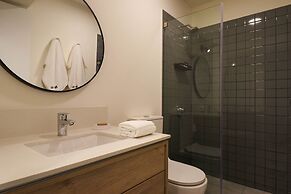 w Exceptional 2BR With Balcony in San Isidro