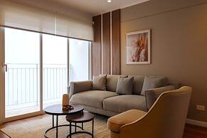 w Exceptional 2BR With Balcony in San Isidro