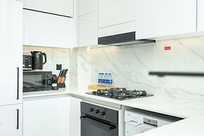 PVH - Serene 1BR - Binghatti House
