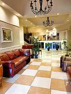 HOTEL BUSINESS