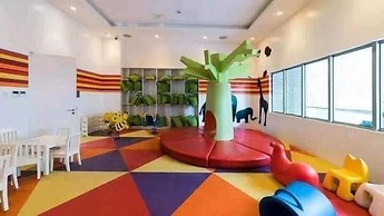 Dessa'sCrib Apartment by Azure 1BR