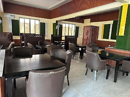 Dencity Hotel Mandera