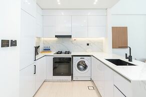PVH - Cozy 1BR - Binghatti House
