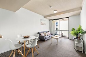 Burleigh Bliss Coastal Hideaway