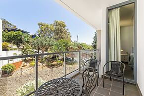 Burleigh Bliss Coastal Hideaway