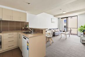 Burleigh Bliss Coastal Hideaway