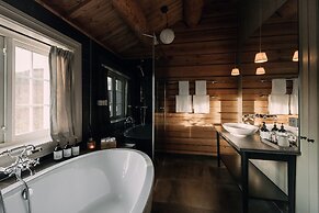 Storfjord Hotel