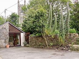 Lannlyvri Lodge