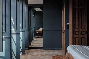 The Sapphire Room