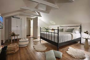 U Suteru Boutique Hotel