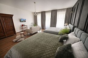 U Suteru Boutique Hotel