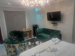 Crown Palace Guest House