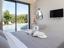 PanStel - Villa Solene with private pool