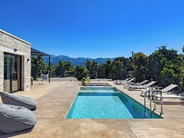 PanStel - Villa Solene with private pool