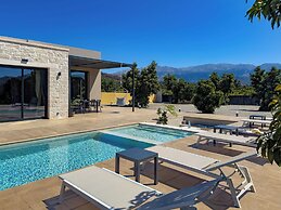 PanStel - Villa Solene with private pool