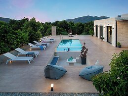 PanStel - Villa Solene with private pool