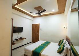 Hotel Royal Raj