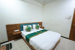 Hotel Royal Raj