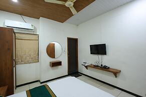 Hotel Royal Raj