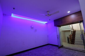 Hotel Royal Raj
