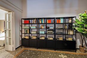 The Designer's Flat by Wonderful Italy