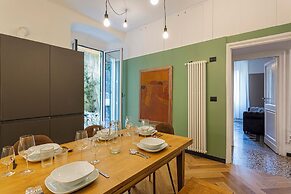The Designer's Flat by Wonderful Italy