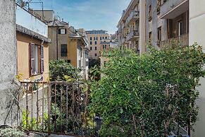 The Designer's Flat by Wonderful Italy