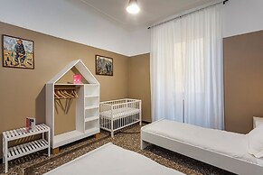 The Designer's Flat by Wonderful Italy