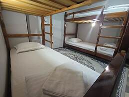 Caravan Hostel