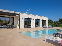 PanStel Luxury Villas - pools & jacuzzi