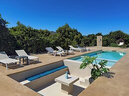 PanStel Luxury Villas - pools & jacuzzi