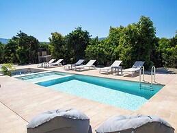 PanStel Luxury Villas - pools & jacuzzi
