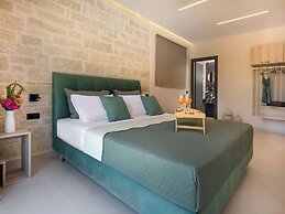 PanStel Luxury Villas - pools & jacuzzi