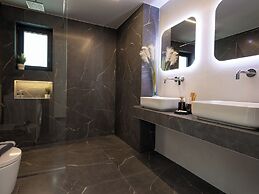 PanStel Luxury Villas - pools & jacuzzi