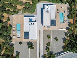 PanStel Luxury Villas - pools & jacuzzi