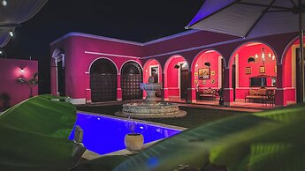 La Casa Rosa Imperial