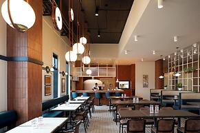 Alt Hotel Ottawa Airport