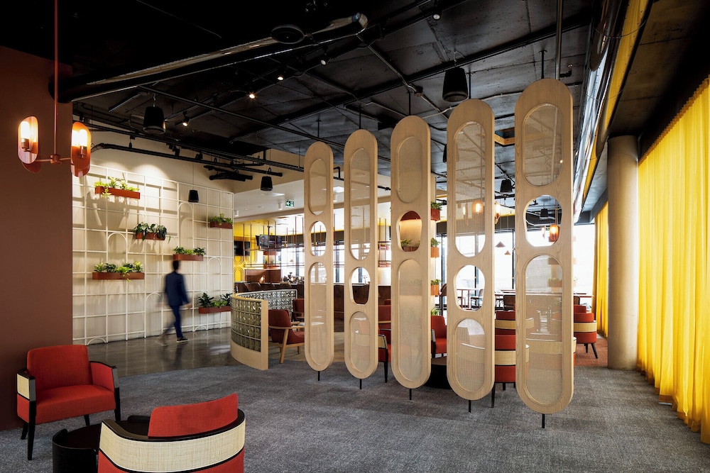 Alt Hotel Ottawa Airport
