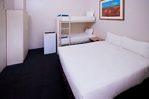 Outback Lodge