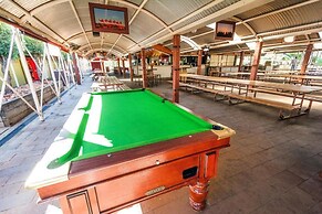 Outback Lodge