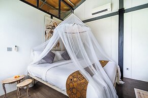 Your Dream Waterfront Villa