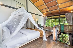 Your Dream Waterfront Villa