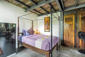 Your Dream Waterfront Villa